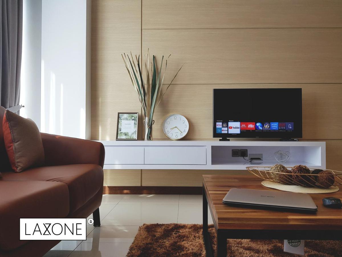 Sutera Avenue Kota Kinabalu - Laxzone Suite Kampong Sembulan Bagian luar foto