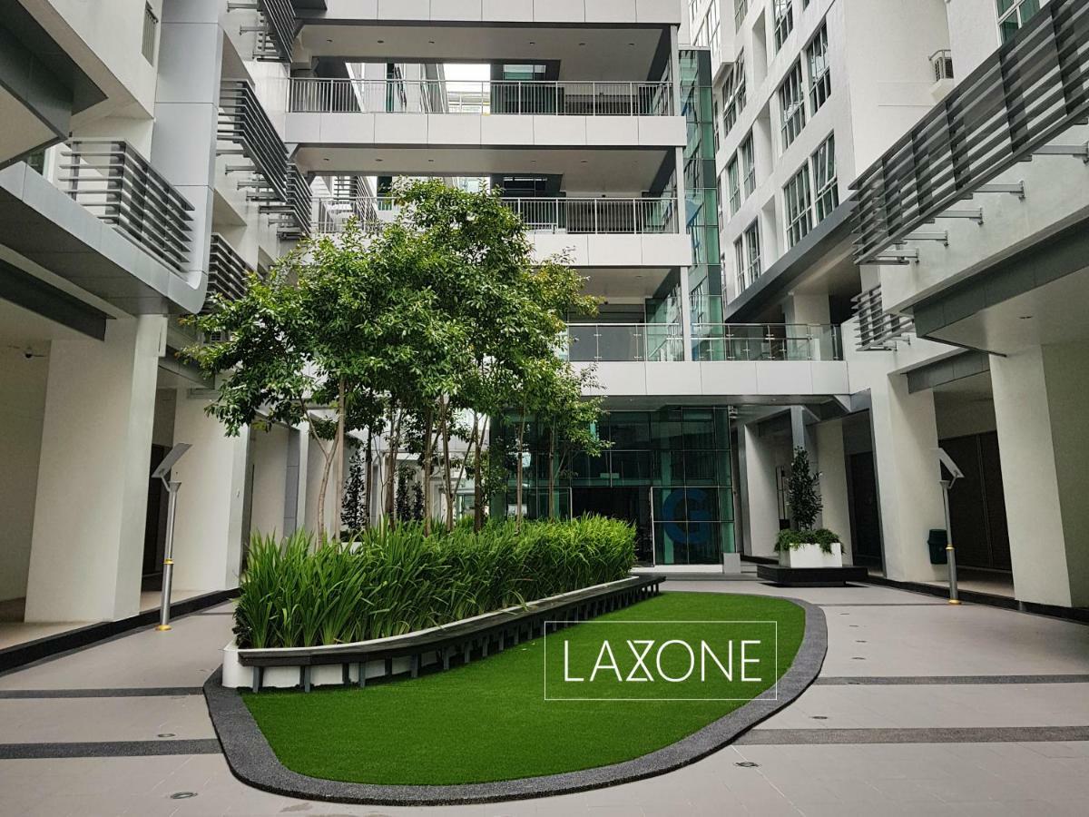 Sutera Avenue Kota Kinabalu - Laxzone Suite Kampong Sembulan Bagian luar foto