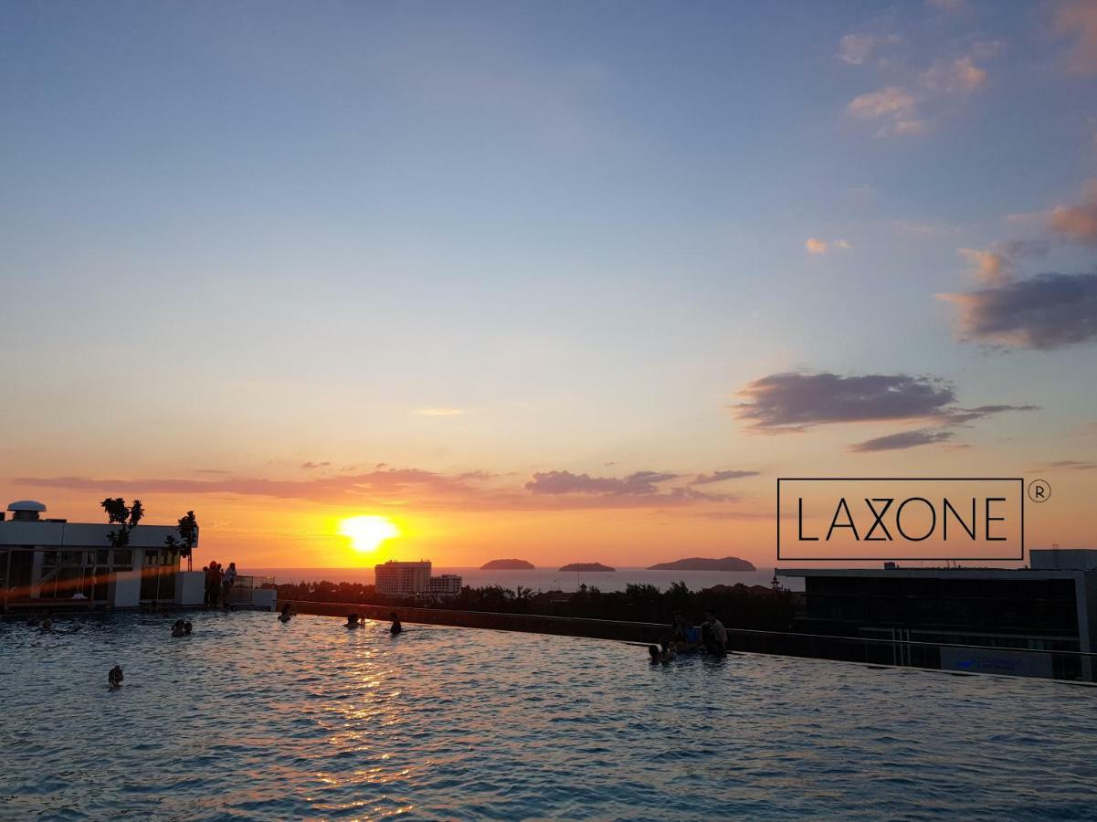 Sutera Avenue Kota Kinabalu - Laxzone Suite Kampong Sembulan Bagian luar foto