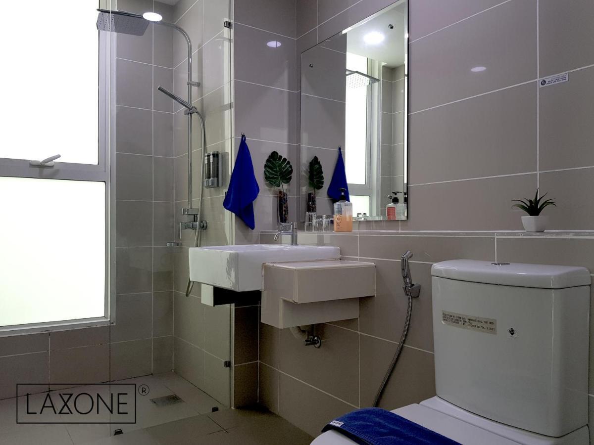 Sutera Avenue Kota Kinabalu - Laxzone Suite Kampong Sembulan Bagian luar foto